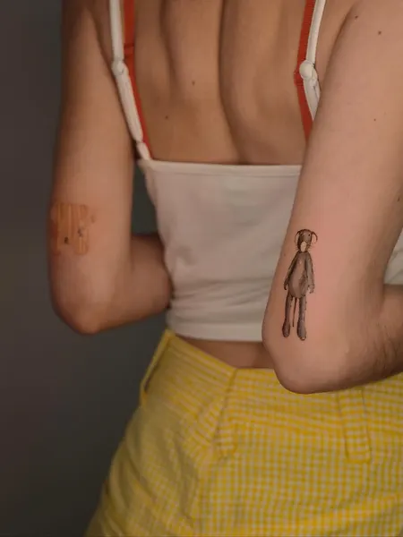 Mini, 소년