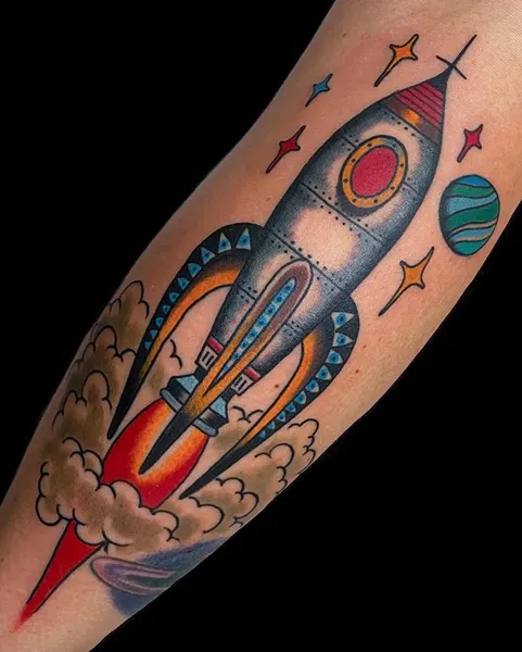 Full Circle Tattoo