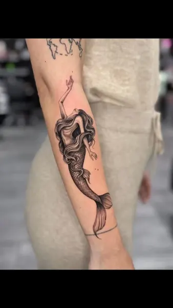 Dragon, 댄서, 바이올린