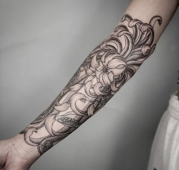 Full Circle Tattoo