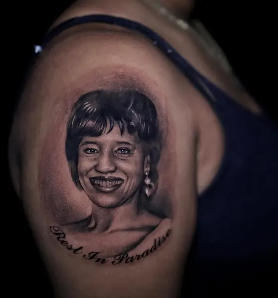 tattooist_bk