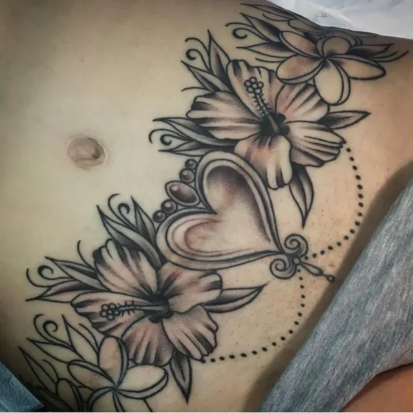 Full Circle Tattoo
