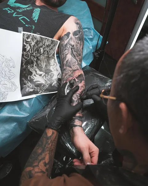 Robert Pho