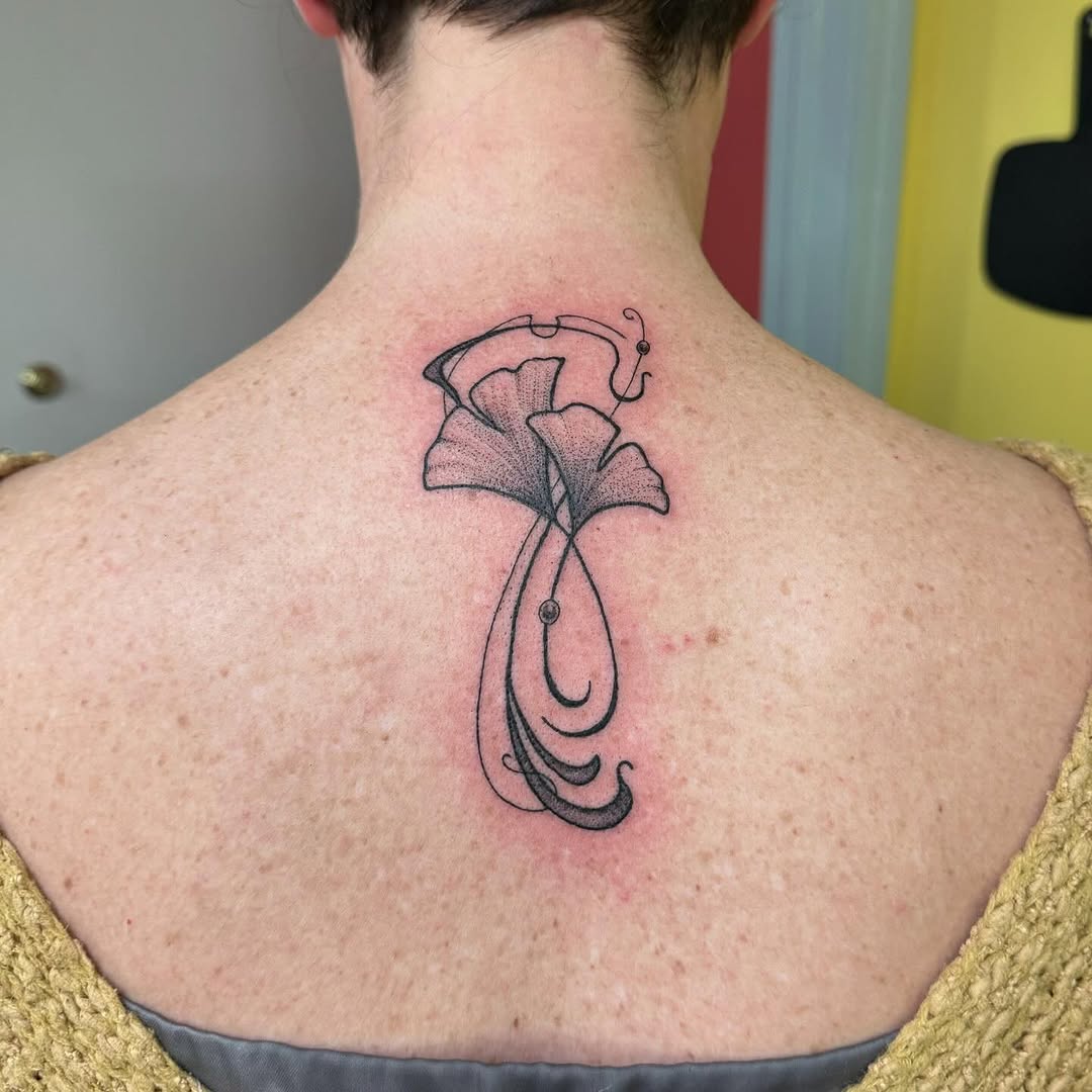 laurablacktattoo