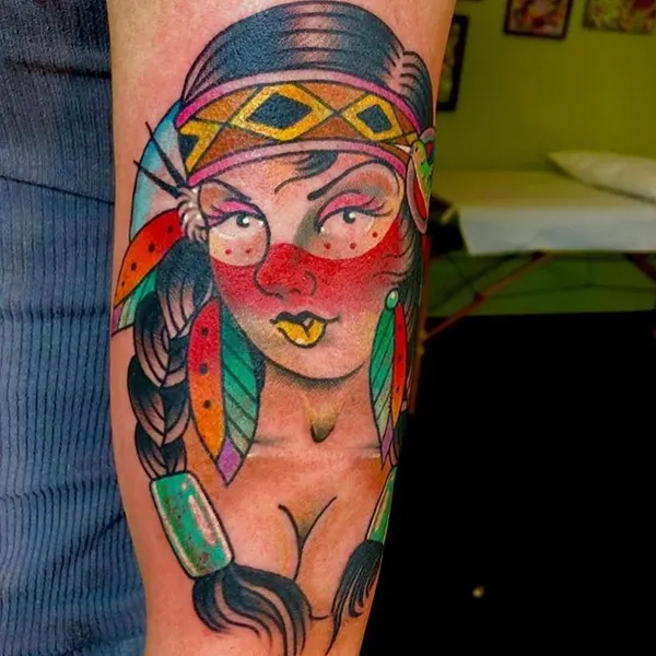 Full Circle Tattoo