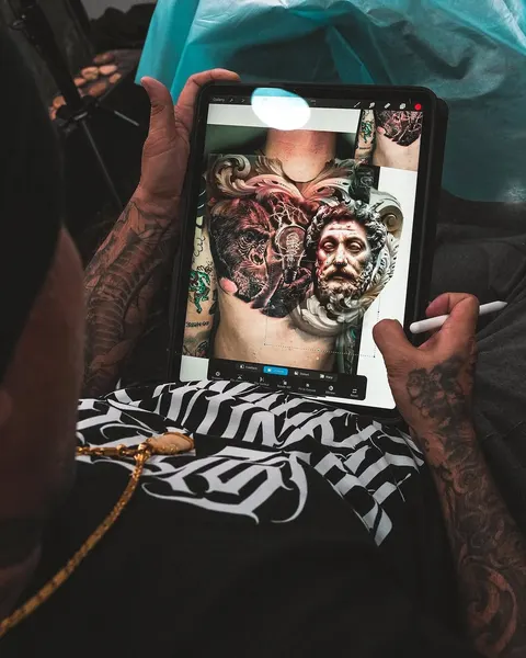 Robert Pho
