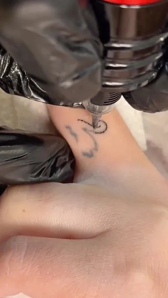 tattooist_arar
