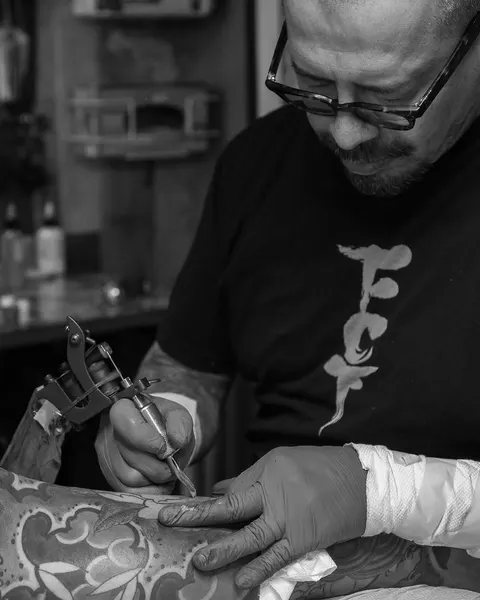 Full Circle Tattoo
