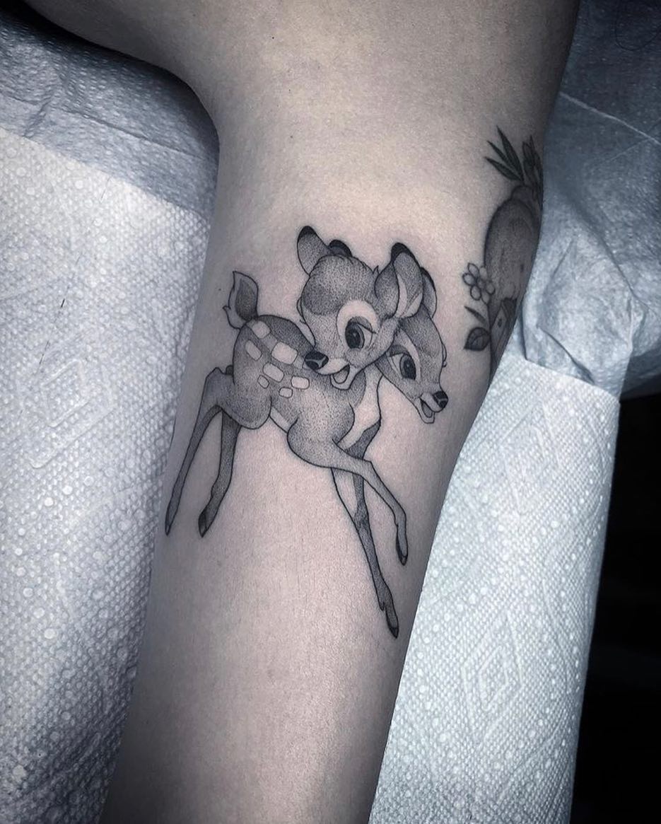 Full Circle Tattoo