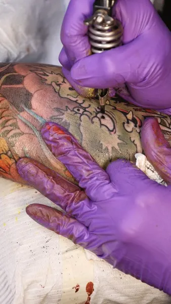 Full Circle Tattoo