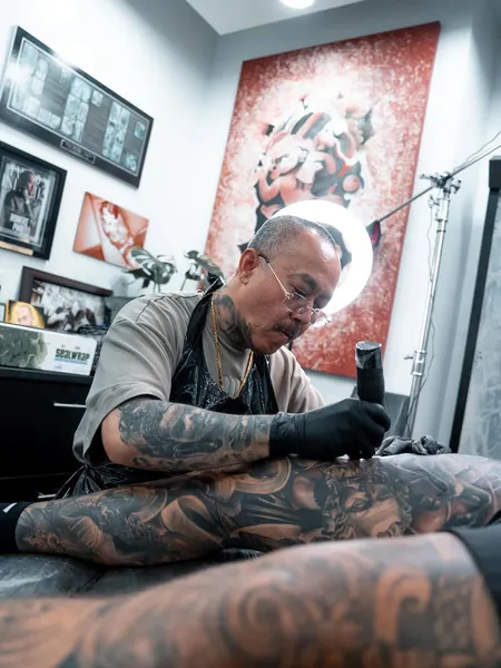 Robert Pho