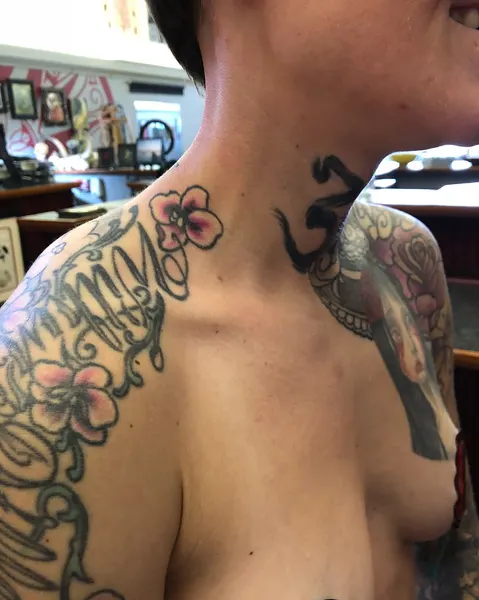 laurajadetattoos