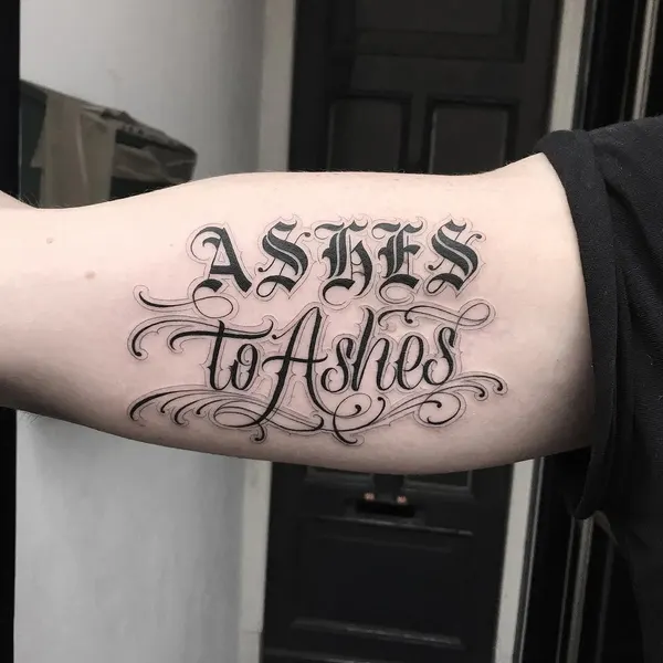 Lettering, 고딕 레터링, 올드 잉글리시
