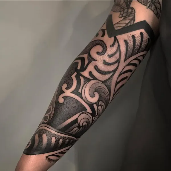 Full Circle Tattoo