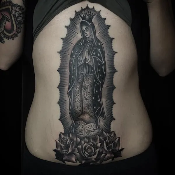 Full Circle Tattoo