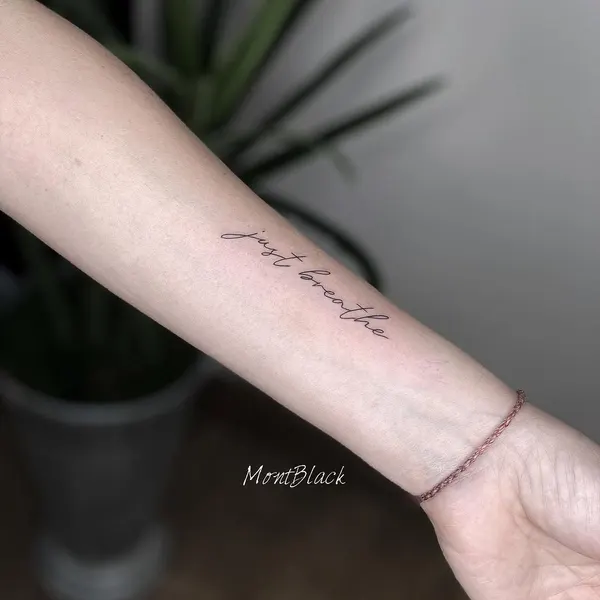 시, Lettering, 영원, 단어, 추억, 희망, 강인함, 물망초, 날짜, 문장, 발찌, 밴드, 서명, 서예, 좌표, 지혜, 팔찌, 해태, 손글씨, 암밴드, 회복력, 타자기 폰트
