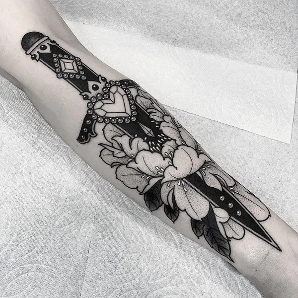 black_casket