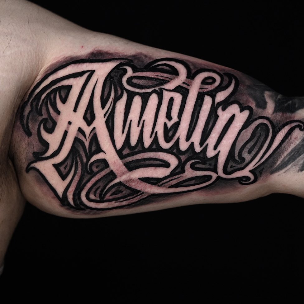 Lettering, 이름, 타자기 폰트, 고딕 레터링