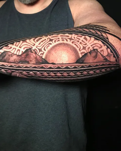 Ink and Dagger Tattoo