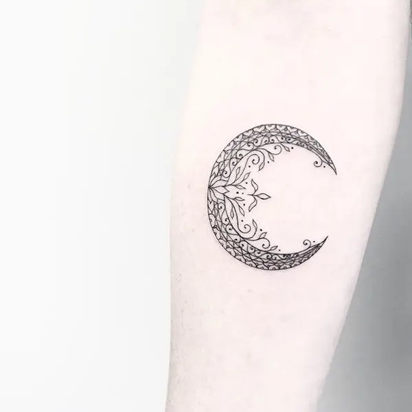 달, 초승달