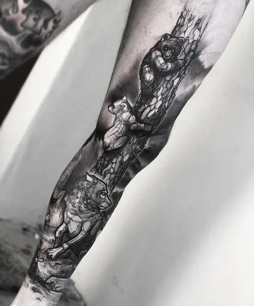 Ink and Dagger Tattoo