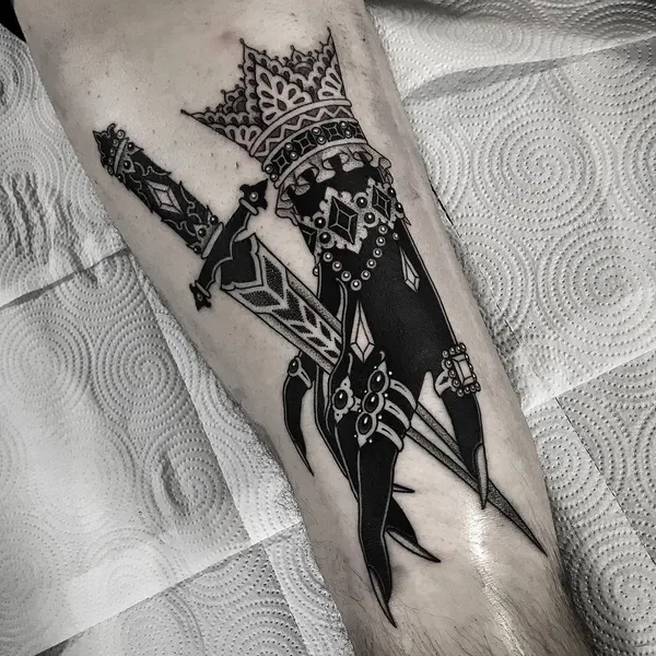 black_casket