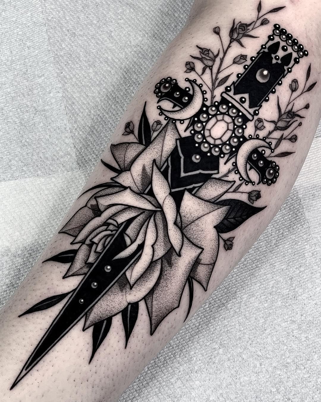 black_casket