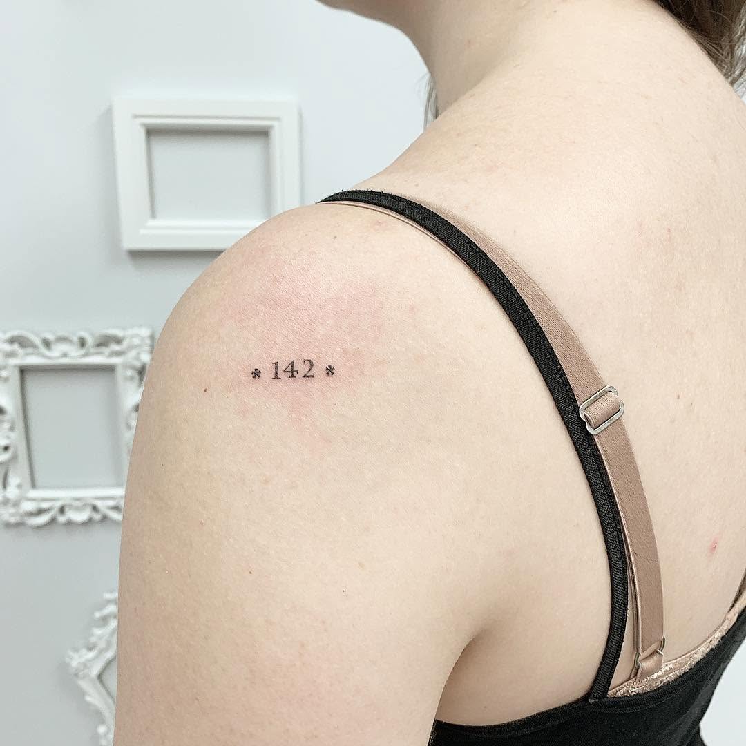 Lettering, 숫자, 날짜, 좌표, 생년월일, 출생년도, 로마 숫자, 성경 구절, 추모 문구, 추모 타투, 추억