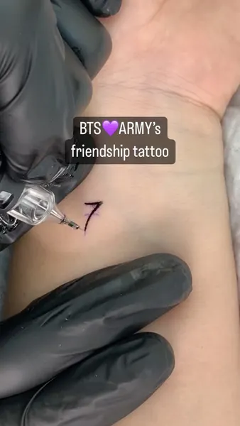 tattooist_arar