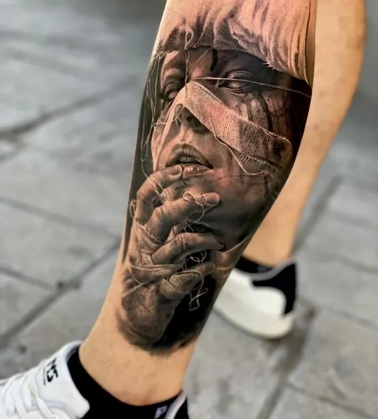 Full Circle Tattoo