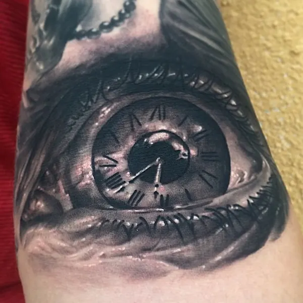 Ink and Dagger Tattoo