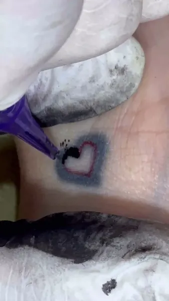 tattooist_arar