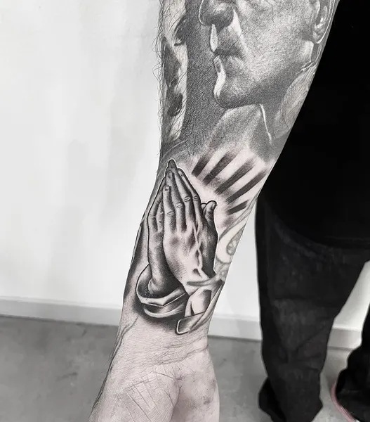Saul Lira
