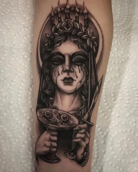 Full Circle Tattoo