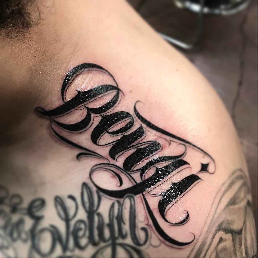 Lettering, 가족 이름
