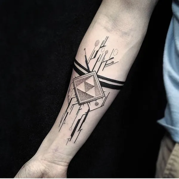 Ink and Dagger Tattoo