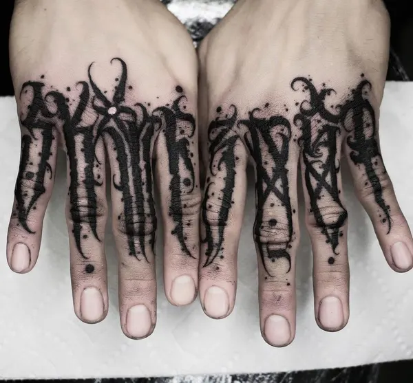 손, Lettering