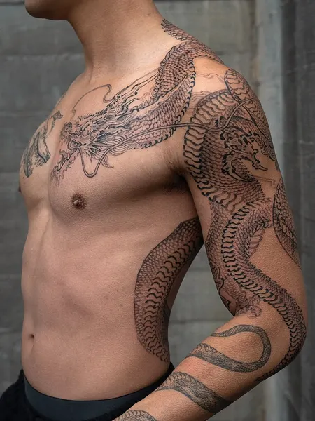 Dragon, 구름 문양