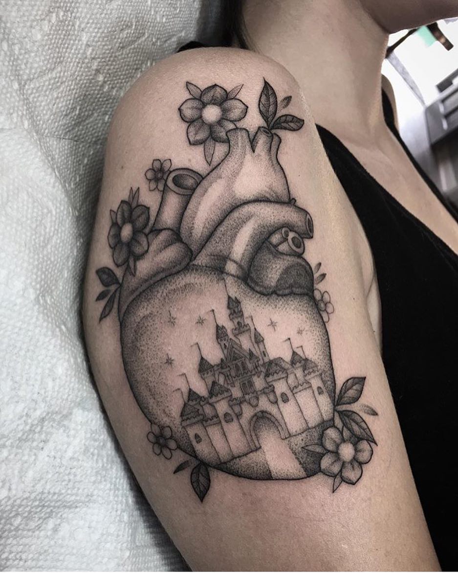 Full Circle Tattoo