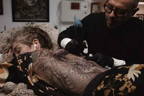 Full Circle Tattoo