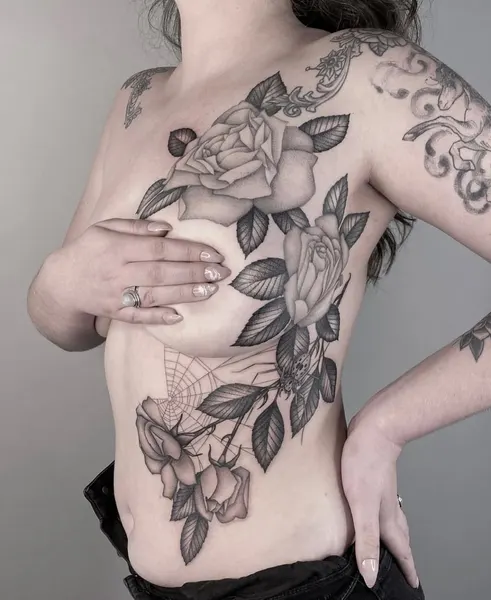 Full Circle Tattoo
