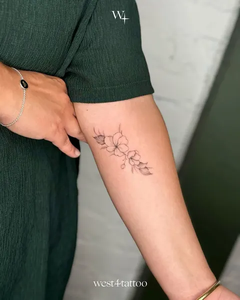 Flower, Lettering