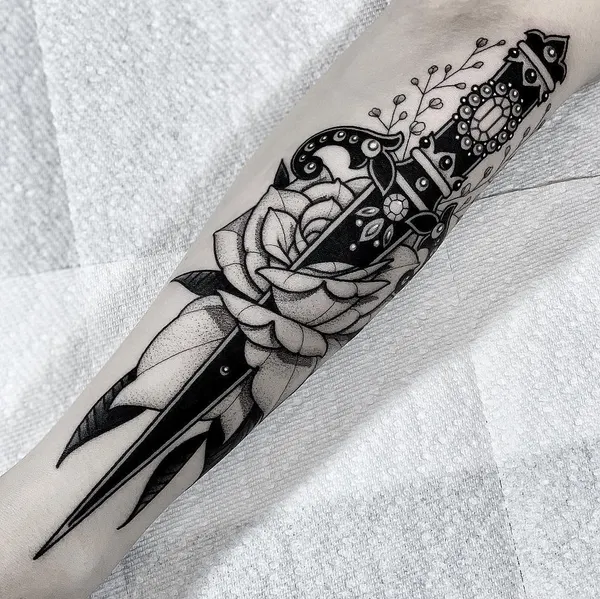 black_casket