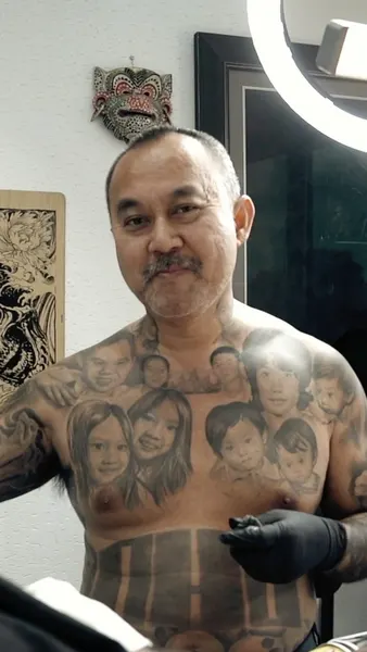 Robert Pho