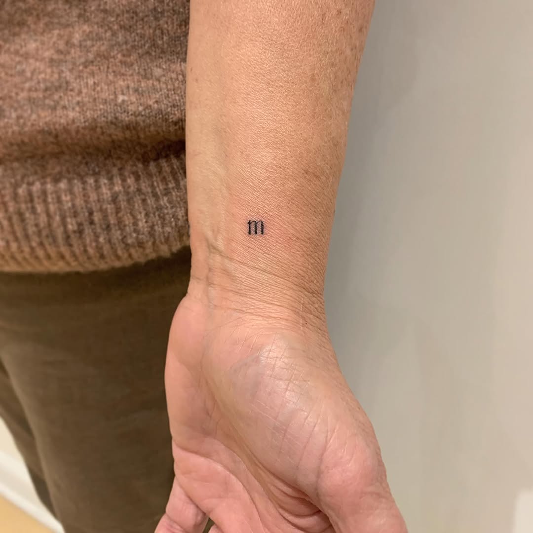 Lettering, 점, 게자리, 양면성, 회복력, 물병자리, 전갈자리, 처녀자리, 천칭자리, 황소자리, 물고기자리, 쌍둥이자리, 단청, 발찌, 보석, 오니, 체인, 초소형 타투