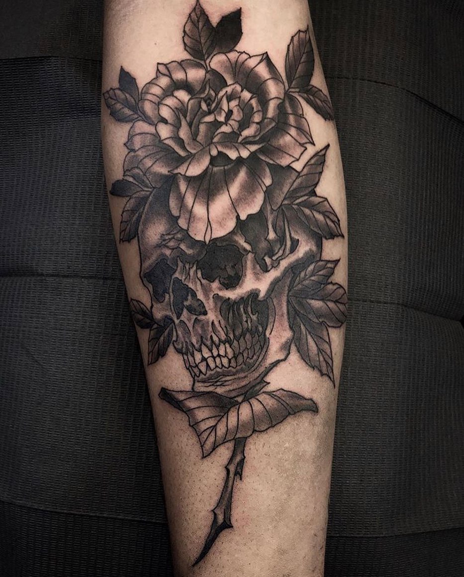 Full Circle Tattoo