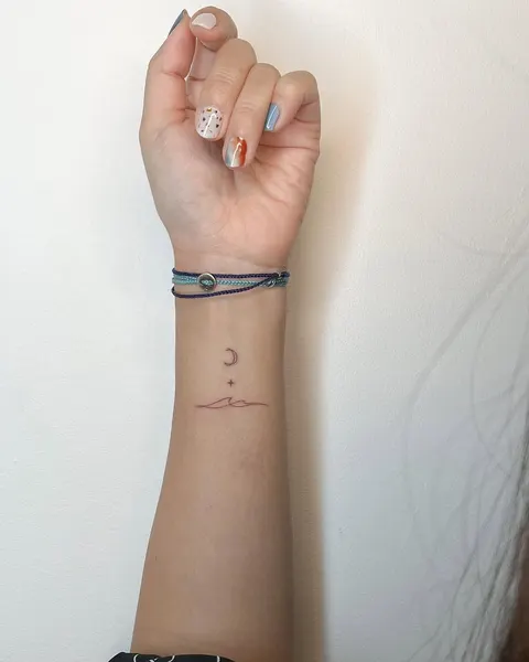 옴, 책, Mini, Lettering, 문장, 믿음, 발찌, 보석, 서예, 영원, 선, 날짜, 용기, 정의, 좌표, 지혜, 추억, 치유, 팔찌, 평화, 한글, 해태, 희망, 게자리, 노리개, 물망초, 비대칭, 삭얀트, 삼족오, 손글씨, 암밴드, 양면성, 주얼리, 테두리, 티베트, 회복력, 물병자리, 오리엔탈, 이레즈미, 아랍어 레터링, 기념 타투, 우정 타투, 단청, 무한, 밴드, 사랑, 오니, 우정, 운명, 한복, 한야, 스크립트, 처녀자리, 천칭자리, 쌍둥이자리, 플래시 타투, 보호 상징, 한글 레터링