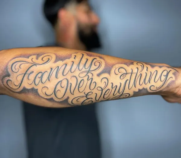 Lettering, 추모 문구, 고딕 레터링, 한자 레터링, 타자기 폰트, 아랍어 레터링, 한글 레터링