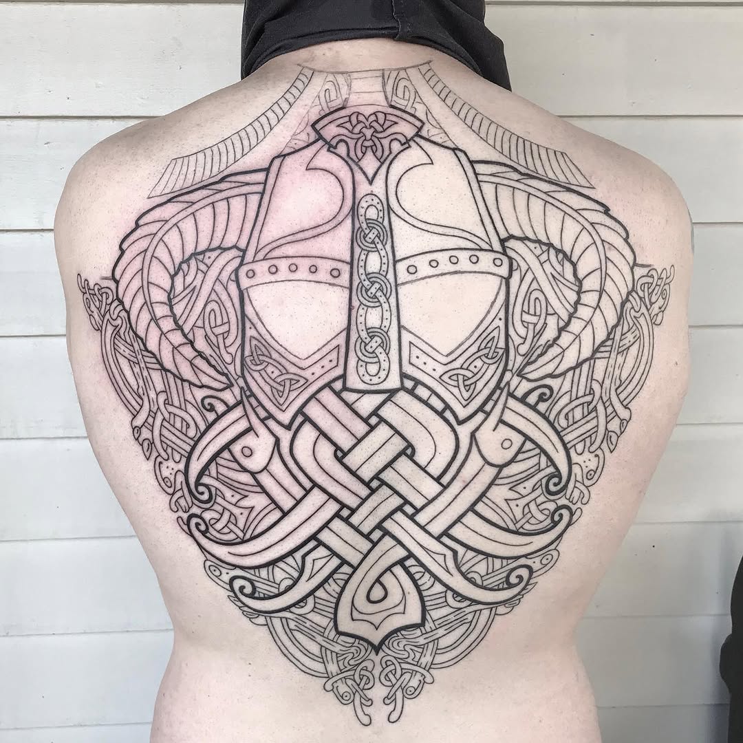 laurablacktattoo