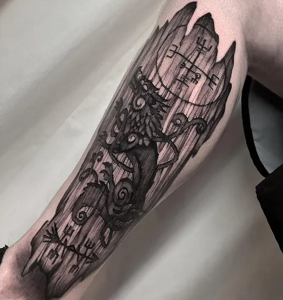 Ink and Dagger Tattoo
